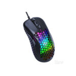 خرید و قیمت ماوس گیمینگ تی ولف مدل G540 High Version ترکیبی از زیبایی و عملکرد حرفهای ماوس گیمینگ تی ولف مدل G540 High Version یک انتخاب عالی برای گیمرهای حرفهای است که به دنبال ترکیبی از ظاهر جذاب و عملکرد بینظیر هستند. این ماوس با دقت بالا و ویژگیهای منحصر به فرد، تجربه بازی شما را به یک سطح جدید میبرد. طراحی مدرن و توری های زنبوری شکل یکی از ویژگیهای برجسته این ماوس، 6 کلید با قابلیت برنامهریزی است. BaziAcc.ir