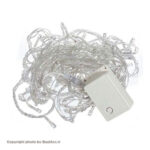 این ریسه ال ای دی با انعطاف بالا به شما این امکان را میدهد که آن را به آسانی در اطراف آیینه، روی میز، یا حتی درختان و گلدانهای گل چیده و طراحی کنید. BaziAcc.ir